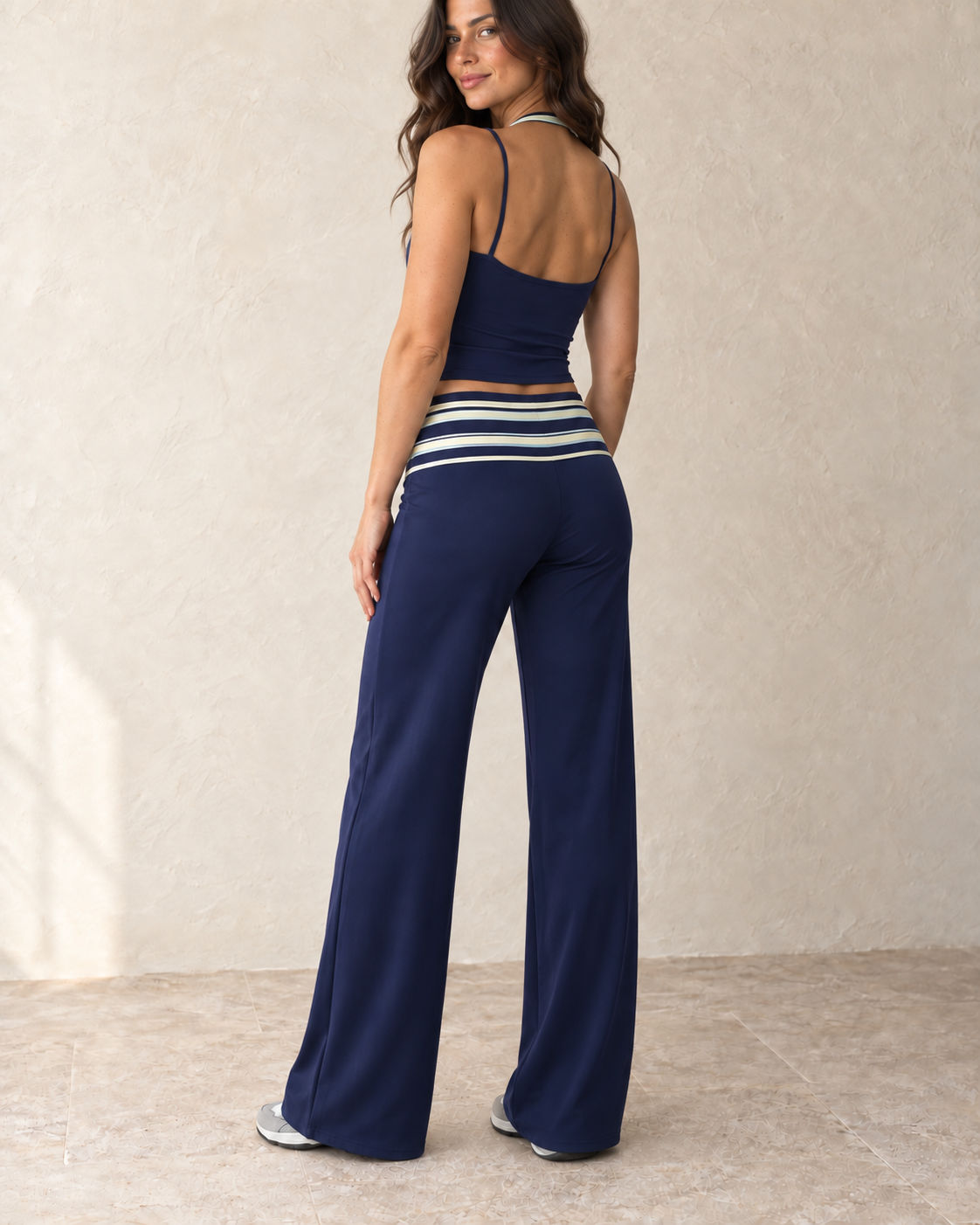 Aveleya contrast wide leg set — back view