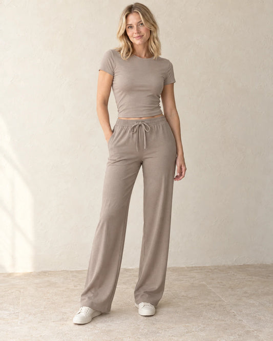 The Everyday Lounge Set — Taupe — studio view