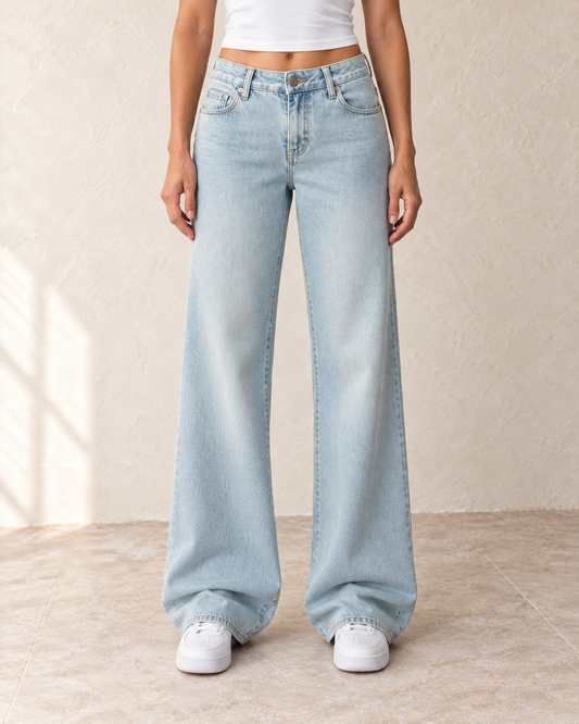Aveleya low rise baggy jeans — front view