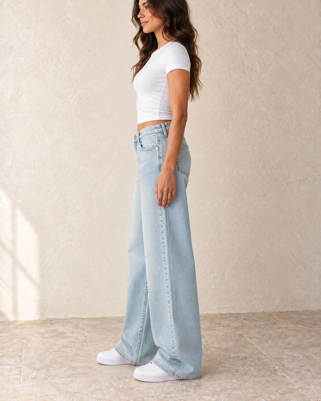 Aveleya low rise baggy jeans — side view