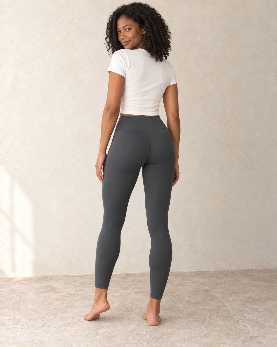 Aveleya high rise seamless front leggings — back view